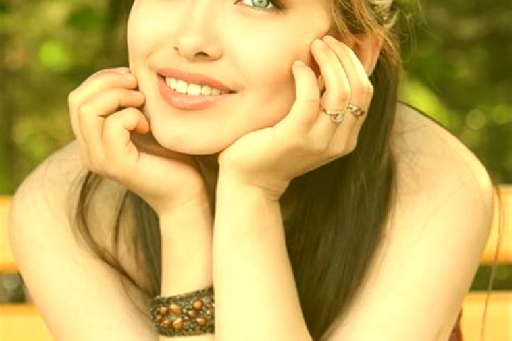 Alice, 23, a red blue-eyed asian companion based in Brussegem. Offering GFE, Massage, Fetish. Available for incall and outcall, overnight bookings available.