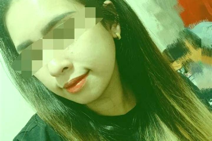 Alice, 23, a red green-eyed latina companion based in Thi Tran Muong Te. Offering Dinner Date, Domination. Available for incall and outcall, overnight bookin...