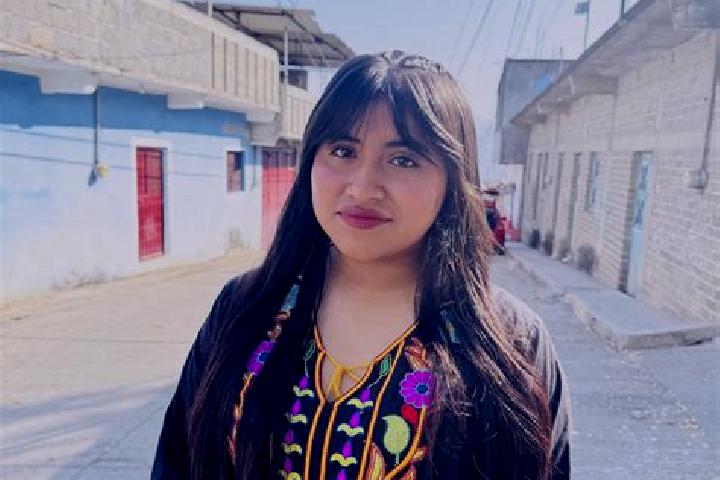 Alice, 23 — Escort in Cuatzoquitengo, Mexico