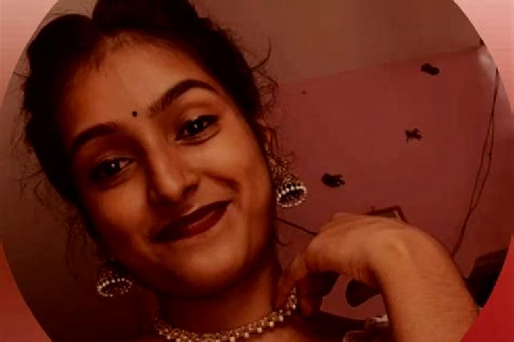 Alice, 23 — Escort in Kurumathur, India
