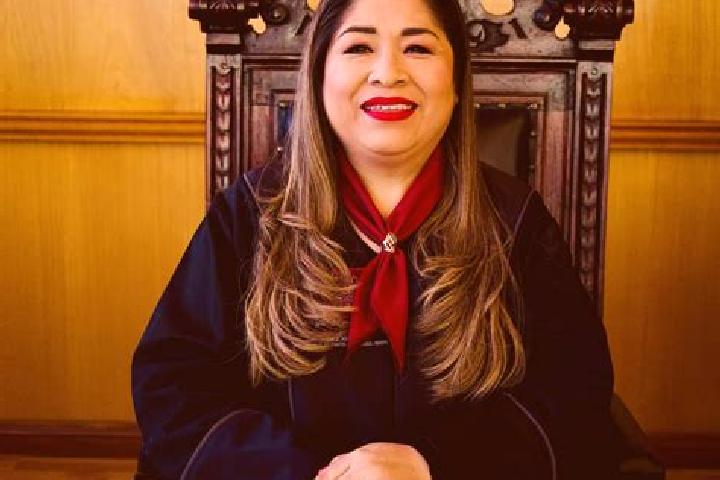 Alice, 23 — Escort in Panotla, Mexico