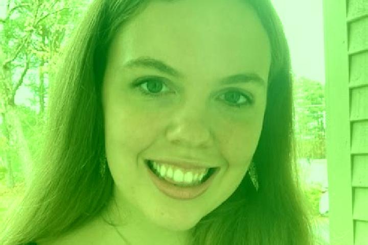 Alice, 23 — Escort in Raynham Center, United States