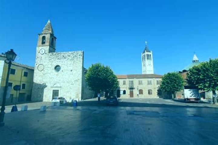Alice, 23 — Escort in Sant Egidio alla Vibrata, Italy