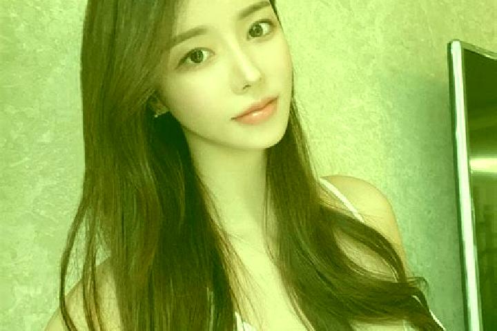 Alice, 23 — Escort in Xingshugang, China