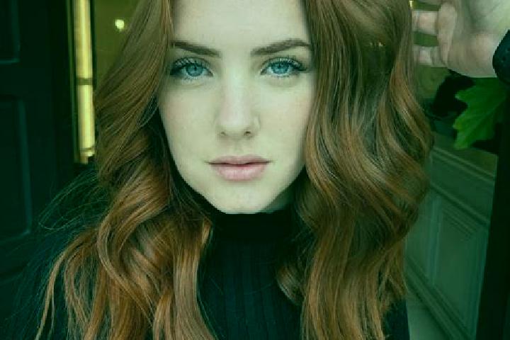 Alice, 24, a auburn blue-eyed indian companion based in Skodsborg. Offering Striptease, Tantra, Dinner Date. Available for incall and outcall, day and evenin...