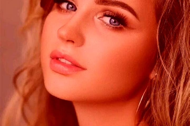 Alice, 24, a dark blonde blue-eyed ebony companion based in Pampigny. Offering Duos, Travel Companion, A-Level, Fetish. Available for incall and outcall, ove...