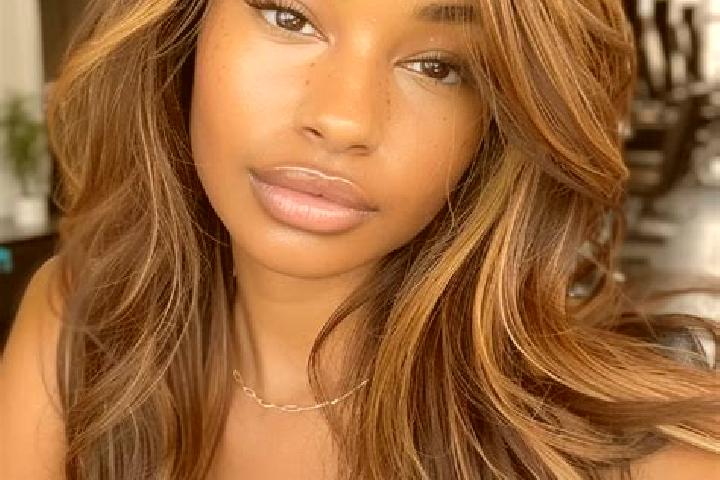 Alice, 24, a dark blonde brown-eyed caribbean companion based in Mehrstetten. Offering Erotic Massage, OWO, Party Girl, Girlfriend Experience. Available for ...