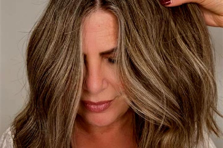 Alice, 24, a dark blonde grey-eyed caucasian companion based in Lapalud. Offering A-Level, Party Girl, OWO, Massage. Available for incall and outcall, day an...