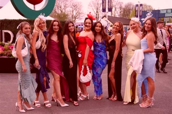 Alice, 24 — Escort in Aintree, Australia