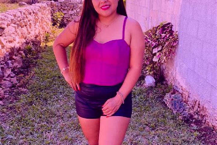 Alice, 24 — Escort in Buctzotz, Mexico