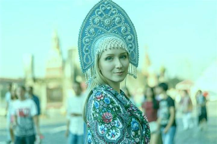 Alice, 24 — Escort in Chapayevka, Ukraine