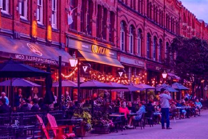 Alice, 24 — Escort in Downtown Charlottetown, Canada