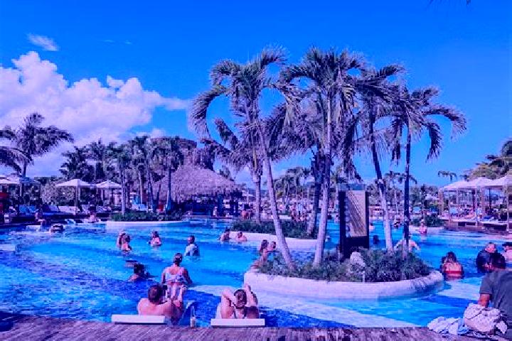Alice, 24 — Escort in El Puerto, Dominican Republic