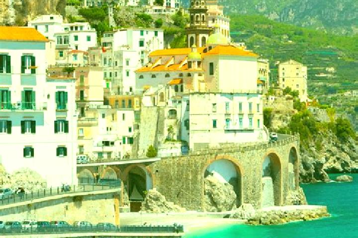 Alice, 24 — Escort in Mozzate, Italy