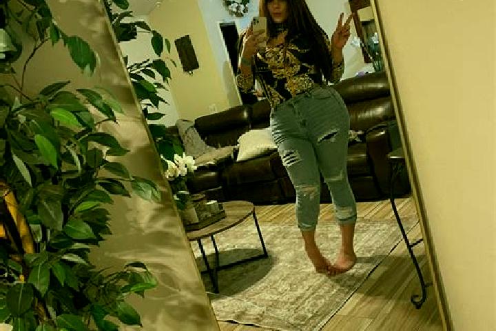 Alice, 24 — Escort in Plum, United States