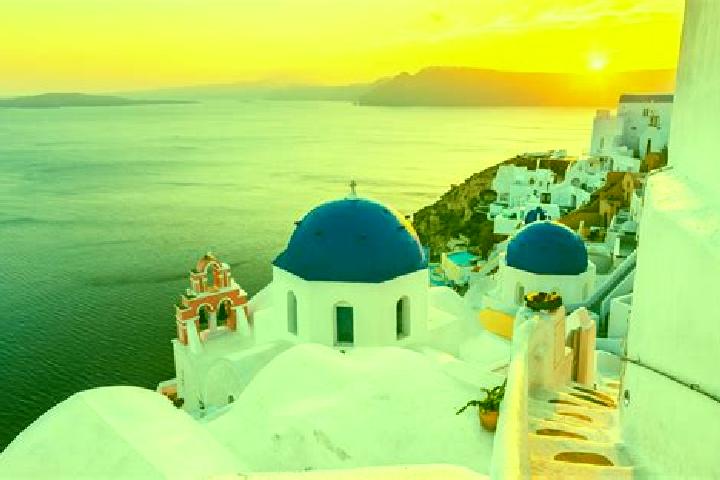 Alice, 24 — Escort in Poullakidha, Greece