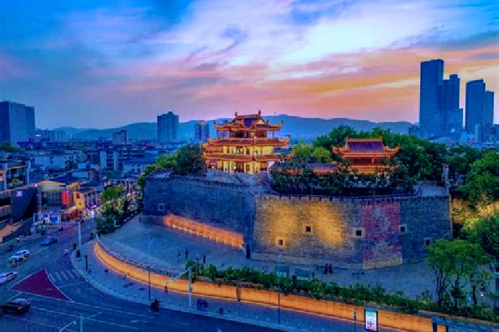 Alice, 24 — Escort in Tianxin, China