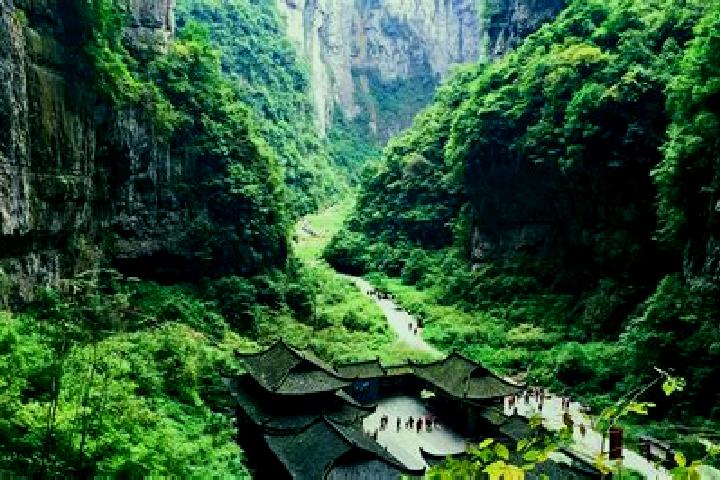 Alice, 24 — Escort in Wulong, China