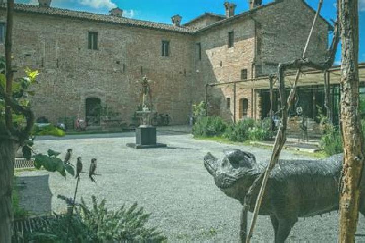 Alice, 24 — Escort in Zibello, Italy