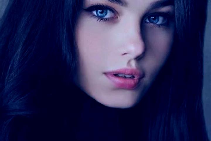 Alice, 25, a black grey-eyed slavic companion based in Presina. Offering Fetish, Deep French Kissing, A-Level, GFE. Available for incall and outcall, overnig...
