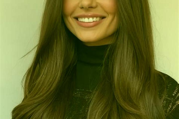 Alice, 25, a brunette dark-eyed mixed companion based in Oxford Heights. Offering Fetish, Tantra, Travel Companion. Available for incall and outcall, day and...