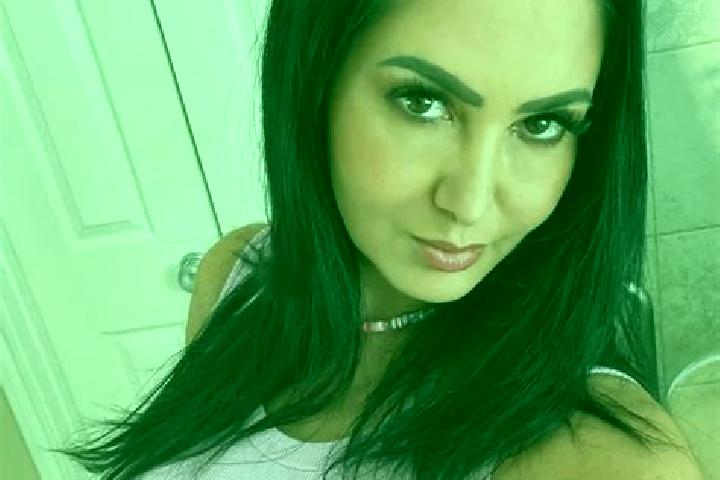Alice, 25, a brunette dark-eyed slavic companion based in Kjellerup. Offering 69, Deep French Kissing. Available for incall and outcall, day and evening dates.