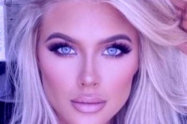 Alice, 25, a platinum blonde blue-eyed caribbean companion based in Broshniv-Osada. Offering 69, Fetish, Girlfriend Experience. Available for incall and outc...