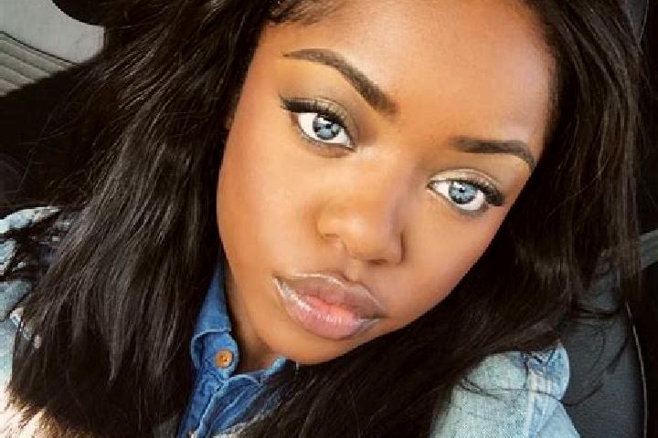 Alice, 25, a red blue-eyed ebony companion based in Taunton. Offering A-Level, Party Girl, Striptease. Available for incall and outcall, day and evening dates.