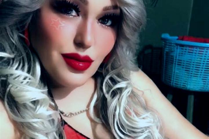 Alice, 25 — Escort in Niguella, Spain