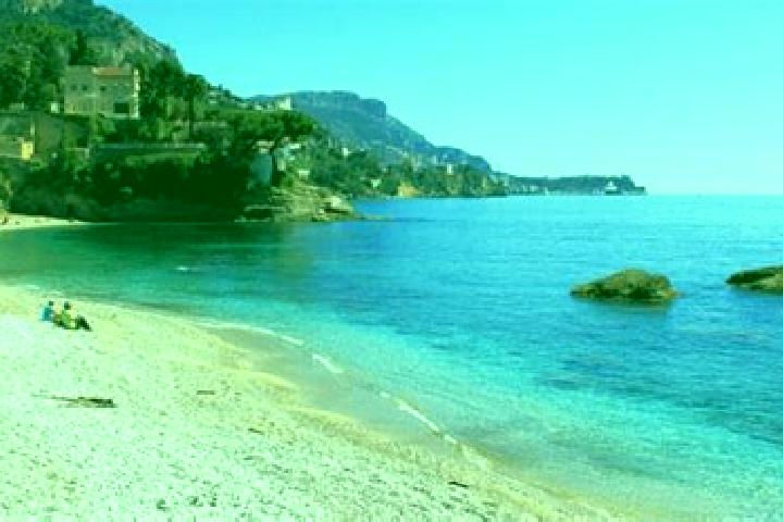 Alice, 25 — Escort in Roquebrune-Cap-Martin, France