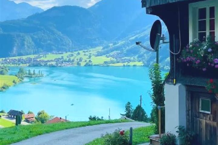 Alice, 25 — Escort in Treyvaux, Switzerland