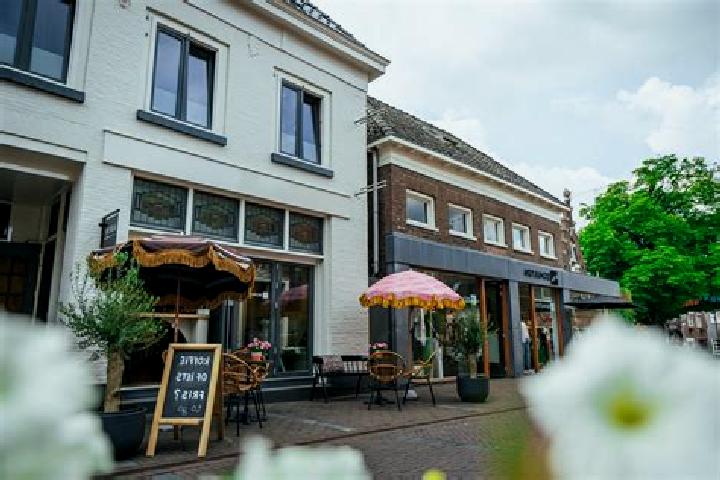 Alice, 25 — Escort in Wijhe, Netherlands