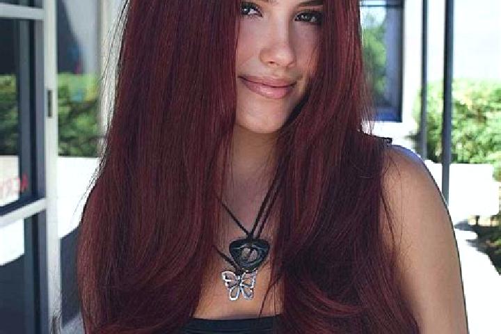 Alice, 26, a auburn dark-eyed mixed companion based in Noestlbach. Offering Fetish, OWO, 69, BDSM. Available for incall and outcall, day and evening dates.