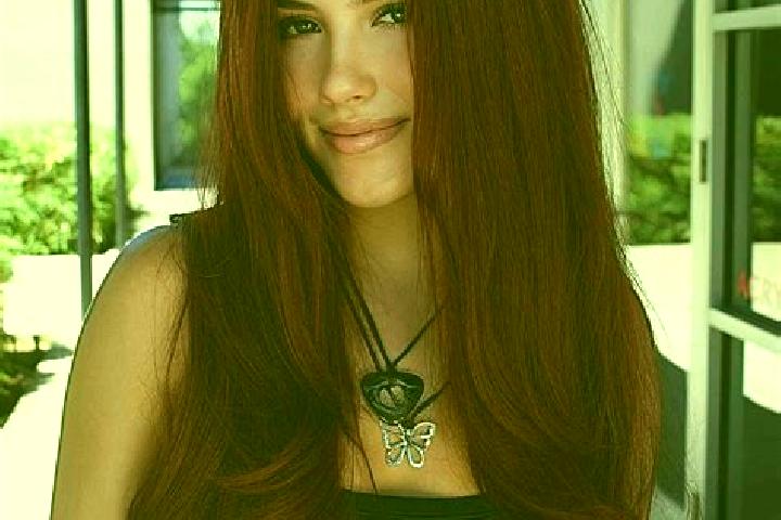 Alice, 26, a auburn dark-eyed slavic companion based in Vescovado. Offering BDSM, Girlfriend Experience, Striptease, Domination. Available for incall and out...