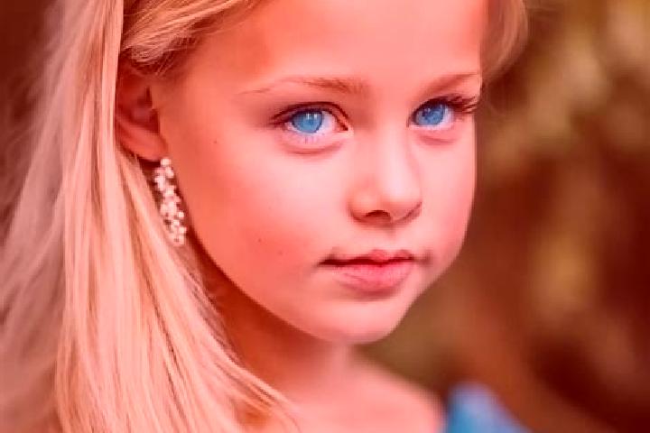 Alice, 26, a blonde blue-eyed caribbean companion based in Moskalenki. Offering Erotic Massage, Massage, OWO. Available for incall and outcall, day and eveni...