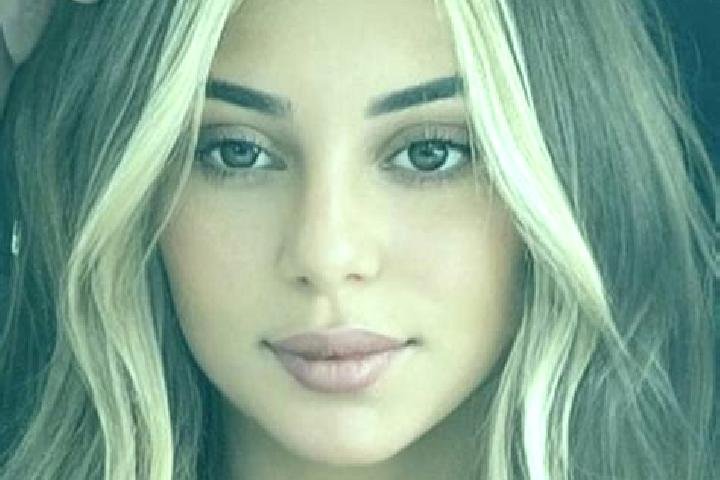 Alice, 26, a blonde brown-eyed indian companion based in Gilston. Offering BDSM, Travel Companion, Tantra. Available for incall and outcall, overnight bookin...