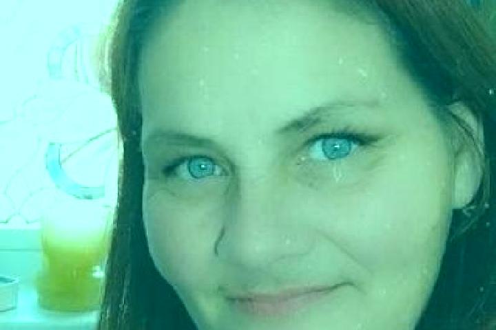 Alice, 26, a chestnut blue-eyed caribbean companion based in South Coventry. Offering Erotic Massage, Roleplay, Fetish, Massage. Available for incall and out...