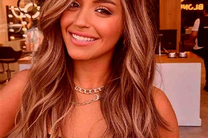 Alice, 26, a dark blonde brown-eyed mediterranean companion based in Gonrieux. Offering Massage, 69, Duos, A-Level, Overnight. Available for incall and outca...