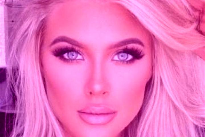 Alice, 26, a platinum blonde grey-eyed mixed companion based in Nicolas Blanco (San Pancho). Offering Tantra, Striptease, Massage, A-Level. Available for inc...