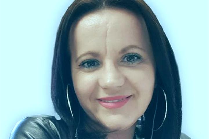 Alice, 26 — Escort in Beuca, Romania