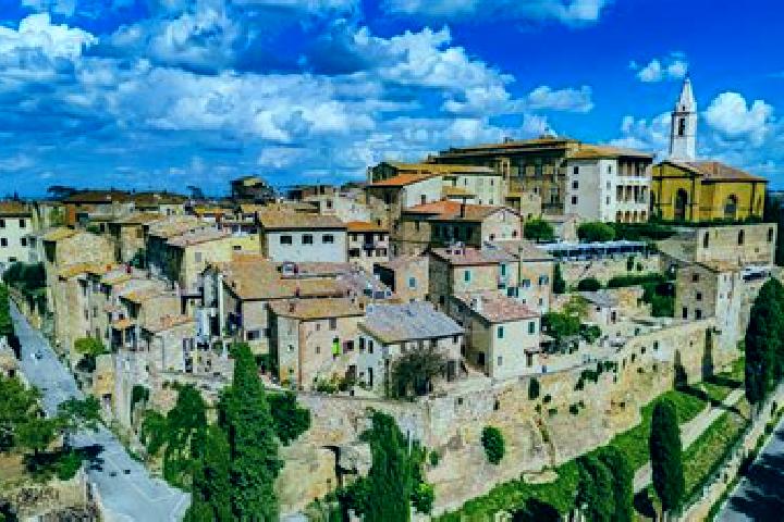 Alice, 26 — Escort in Cortona, Italy