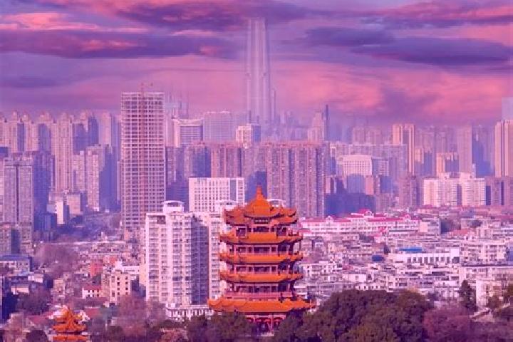 Alice, 26 — Escort in Hubei, China