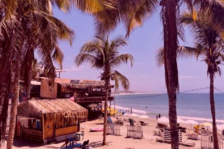 Alice, 26 — Escort in Mancora, Peru