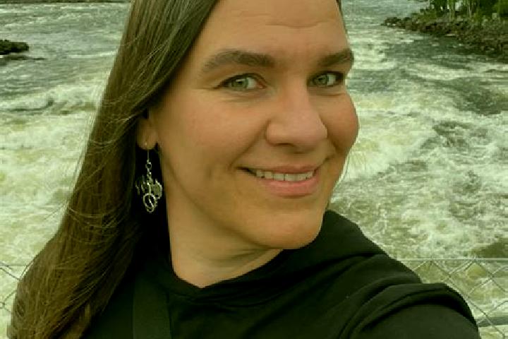 Alice, 26 — Escort in Roebaeck, Sweden