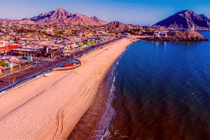Alice, 26 — Escort in San Felipe Quiriceo, Mexico