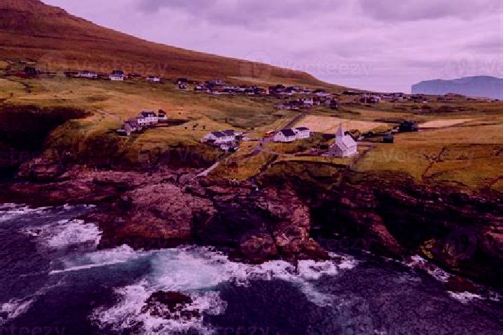 Alice, 26 — Escort in Vidareidi, Faroe Islands