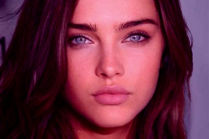 Alice, 27, a brunette amber-eyed mixed companion based in Gallegos del Rio. Offering Deep French Kissing, GFE, Fetish, OWO, Roleplay. Available for incall an...