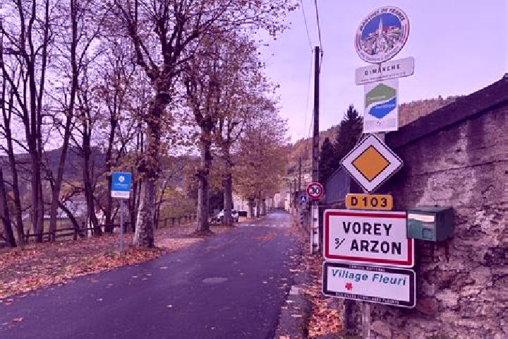 Alice, 27 — Escort in Vorey, France