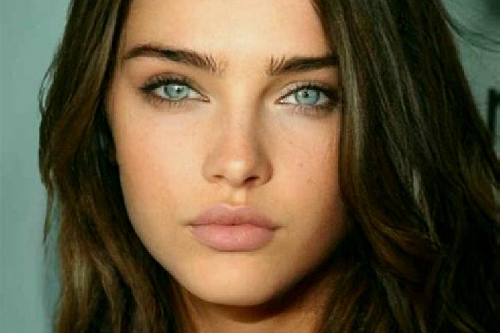Alice, 28, a black brown-eyed european companion based in Plouider. Offering CIM, Deep French Kissing, A-Level. Available for incall and outcall, overnight b...