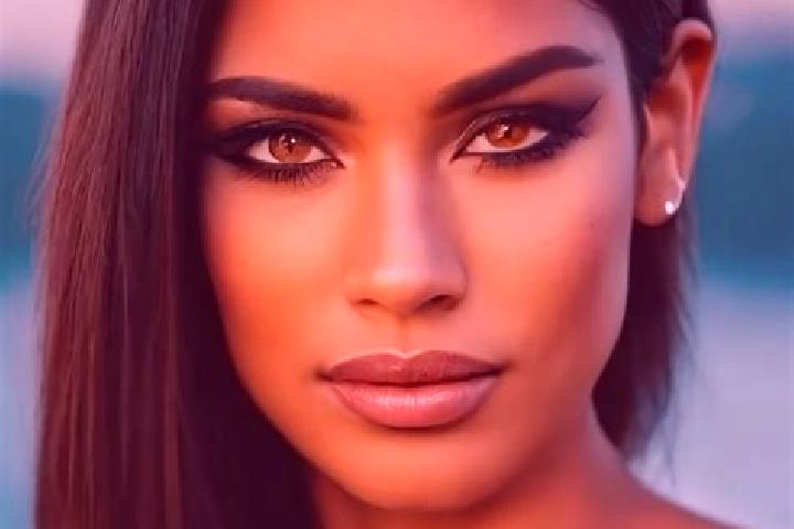 Alice, 28, a black brown-eyed latina companion based in Uichteritz. Offering Couples, Striptease, Overnight, Tantra, Duos. Available for incall and outcall, ...